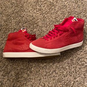 Men’s Nike Red Suede Blazer Sz. 13